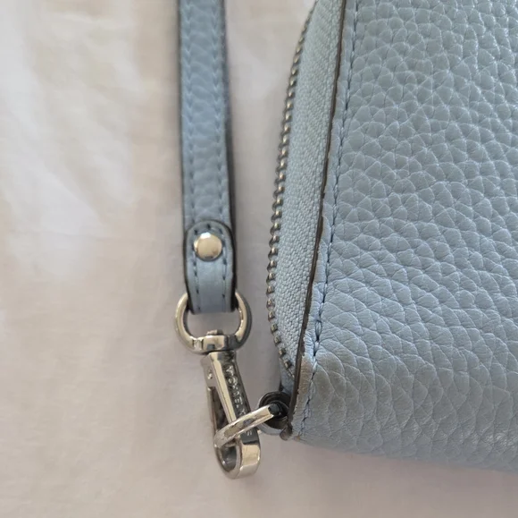 Michael Kors Blue Pebbled Leather Wristlet Wallet - Picture 4 of 6